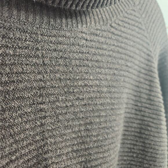 Kuhl Women's Ribbed Turtleneck Sweater Brown Size Large - Picture 4 of 6
